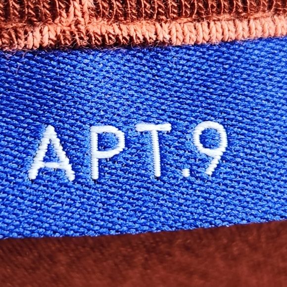 Apt. 9 Rust & Orange Twisted Back Straps Keyhole Opening Sleeveless Top Small - Picture 6 of 9